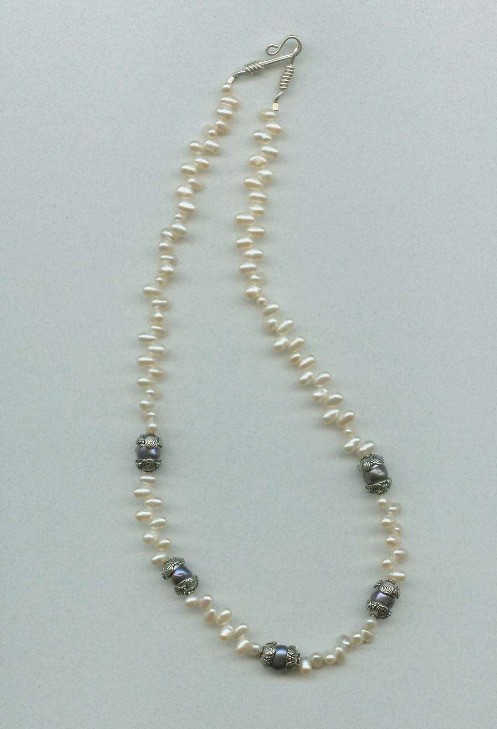 freshwater pearl strand